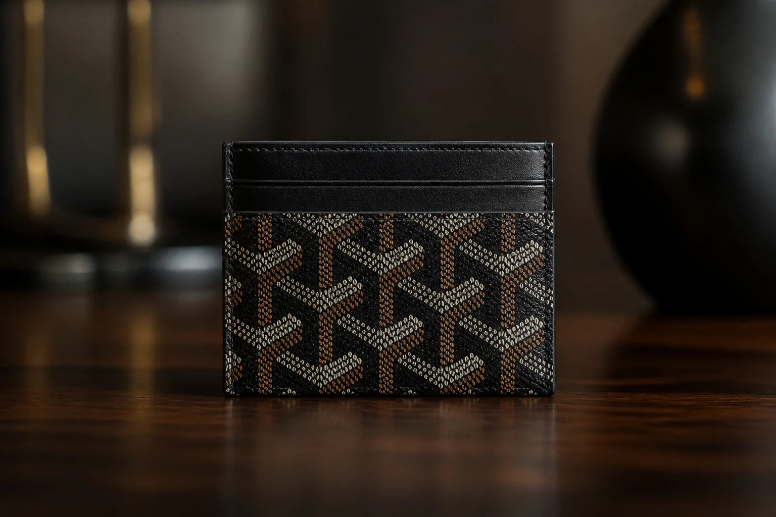 Goyard : l&rsquo;art du porte-cartes essentiel